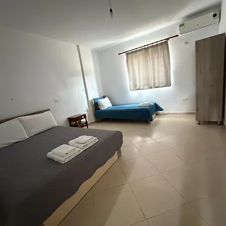 Earta&leo * Ksamil