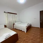 Earta & Leo Apartment Ksamil