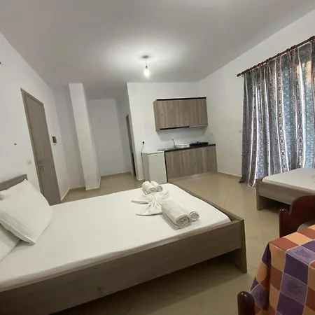 Earta & Leo Apartamento