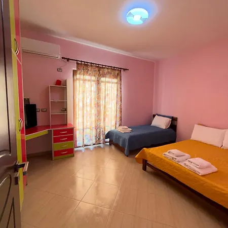Apartamento Earta&leo *