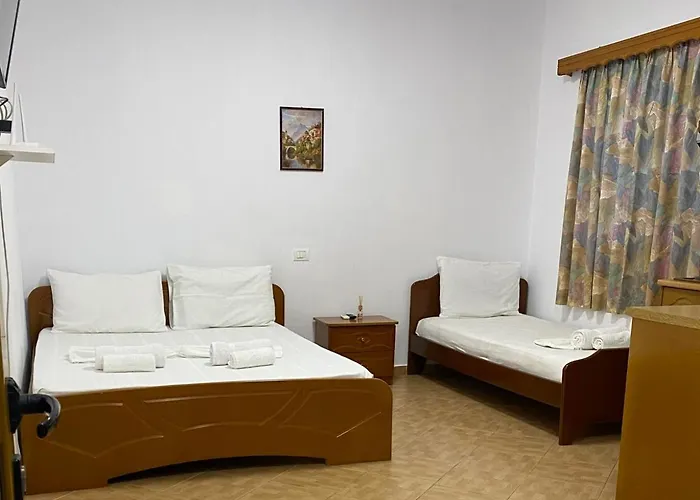 Earta & Leo 卡萨米尔