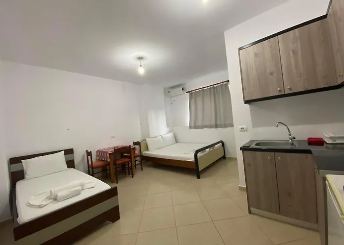 Earta & Leo Appartement *