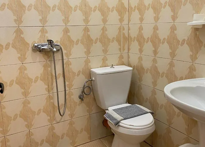 Earta & Leo 公寓 卡萨米尔