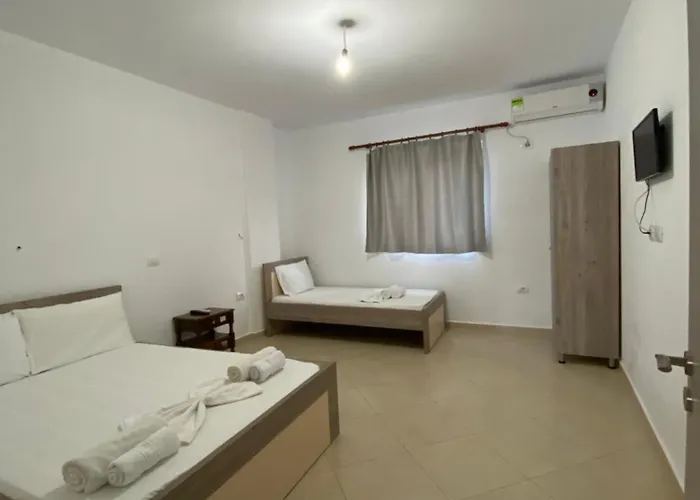 公寓 Earta & Leo *