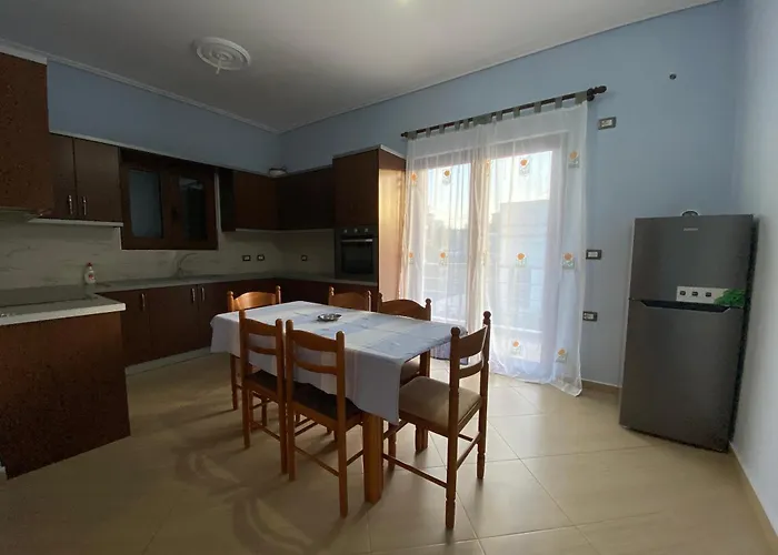 Earta & Leo 公寓 *