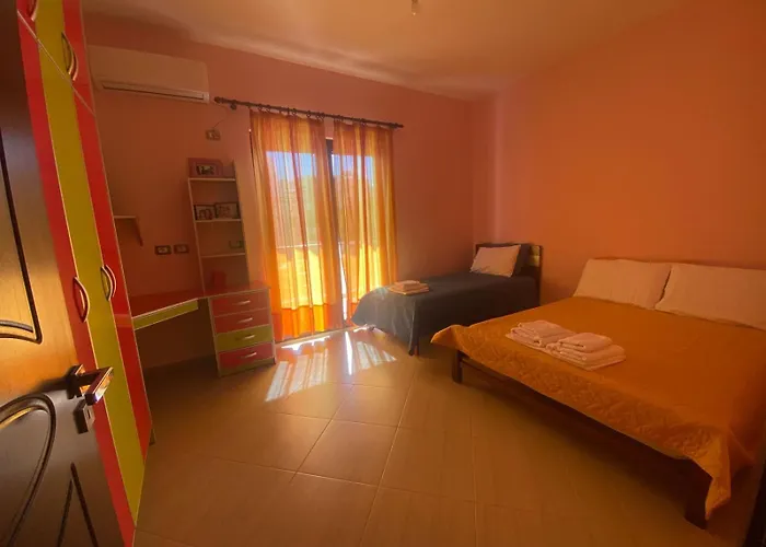 Earta & Leo 公寓 *