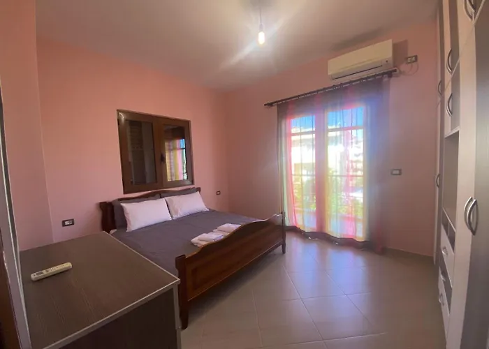 公寓 Earta & Leo 卡萨米尔