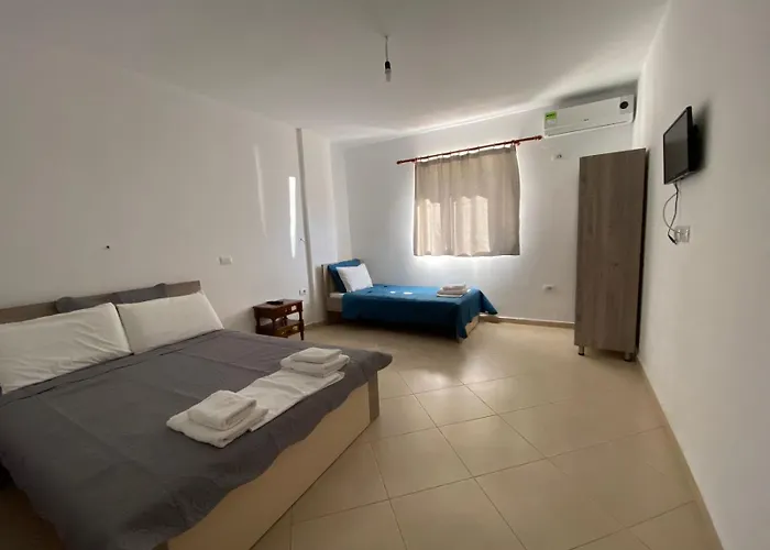 Earta & Leo * Ksamil